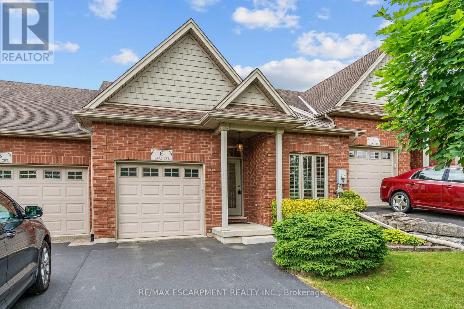 6 Isaac Court, Haldimand, Ontario  N3W 0A7 - Photo 2 - X12216628