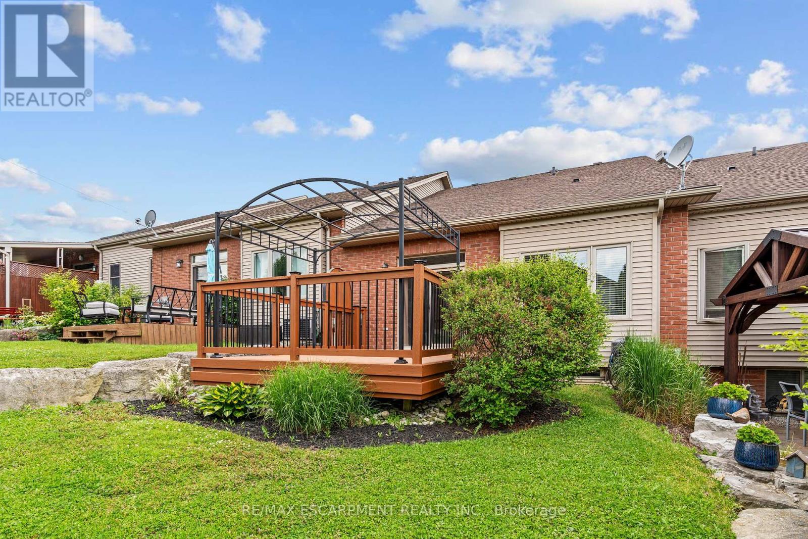 6 Isaac Court, Haldimand, Ontario  N3W 0A7 - Photo 37 - X12216628