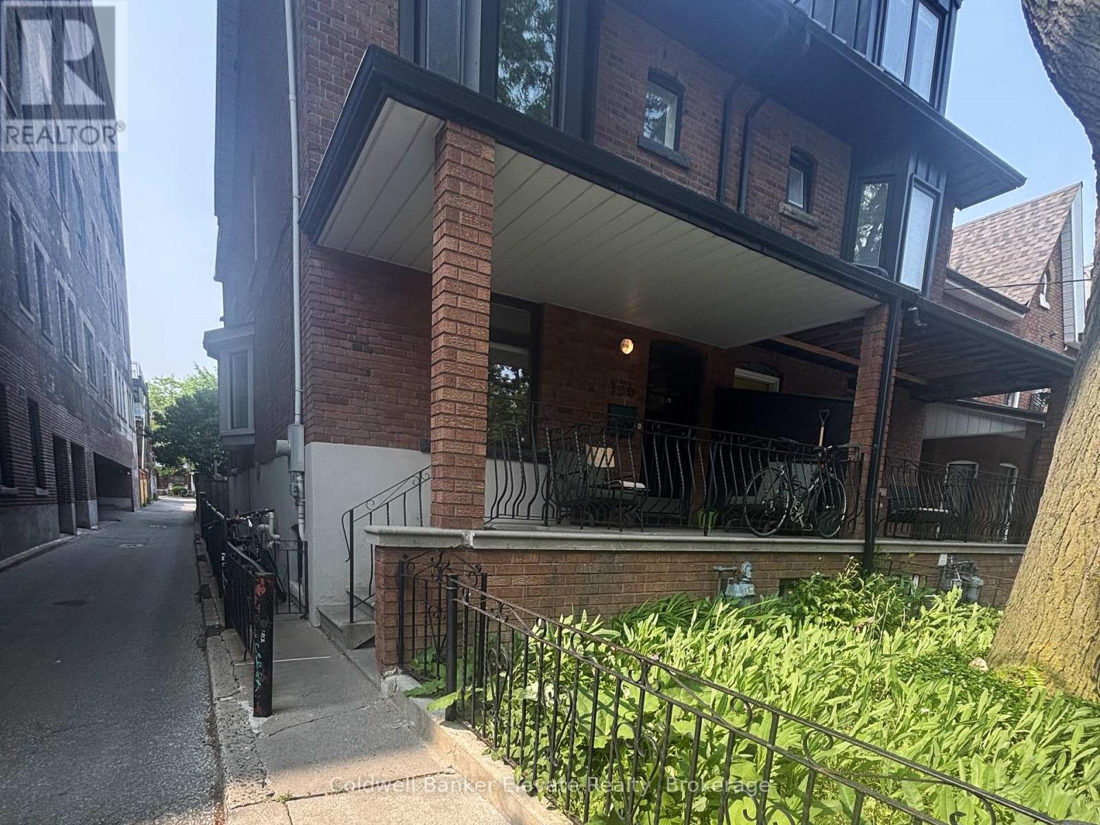 4 - 136 Argyle Street, Toronto, Ontario  M6J 1N9 - Photo 2 - C11945127