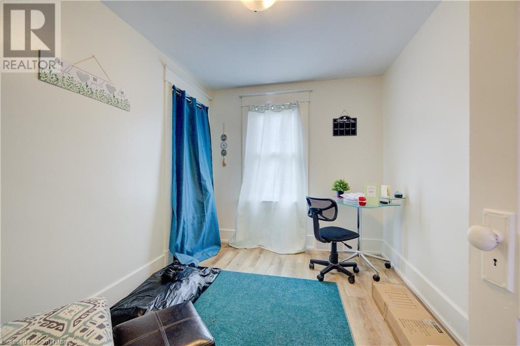 141 Garner Avenue, Welland, Ontario  L3B 2Y1 - Photo 8 - 40740603