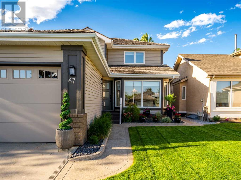 67 Douglas Woods Hill Se, Calgary, Alberta  T2Z 2G5 - Photo 2 - A2228093