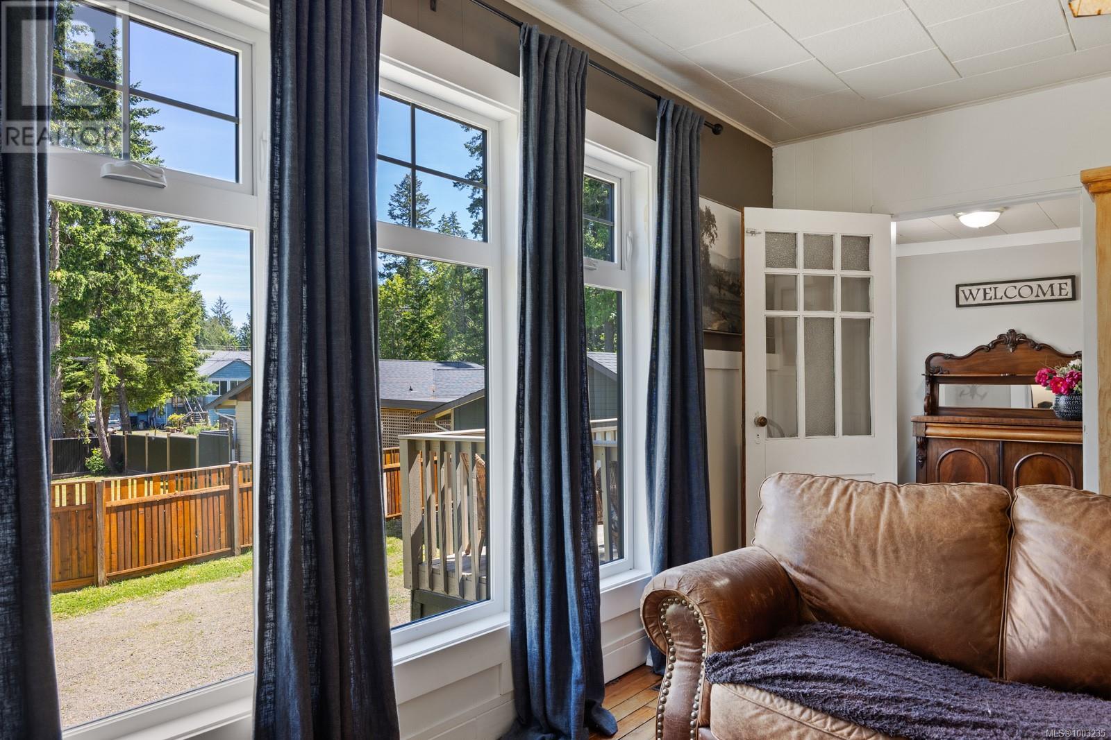 3838 Royston Rd, Royston, British Columbia  V0R 2V0 - Photo 10 - 1003235