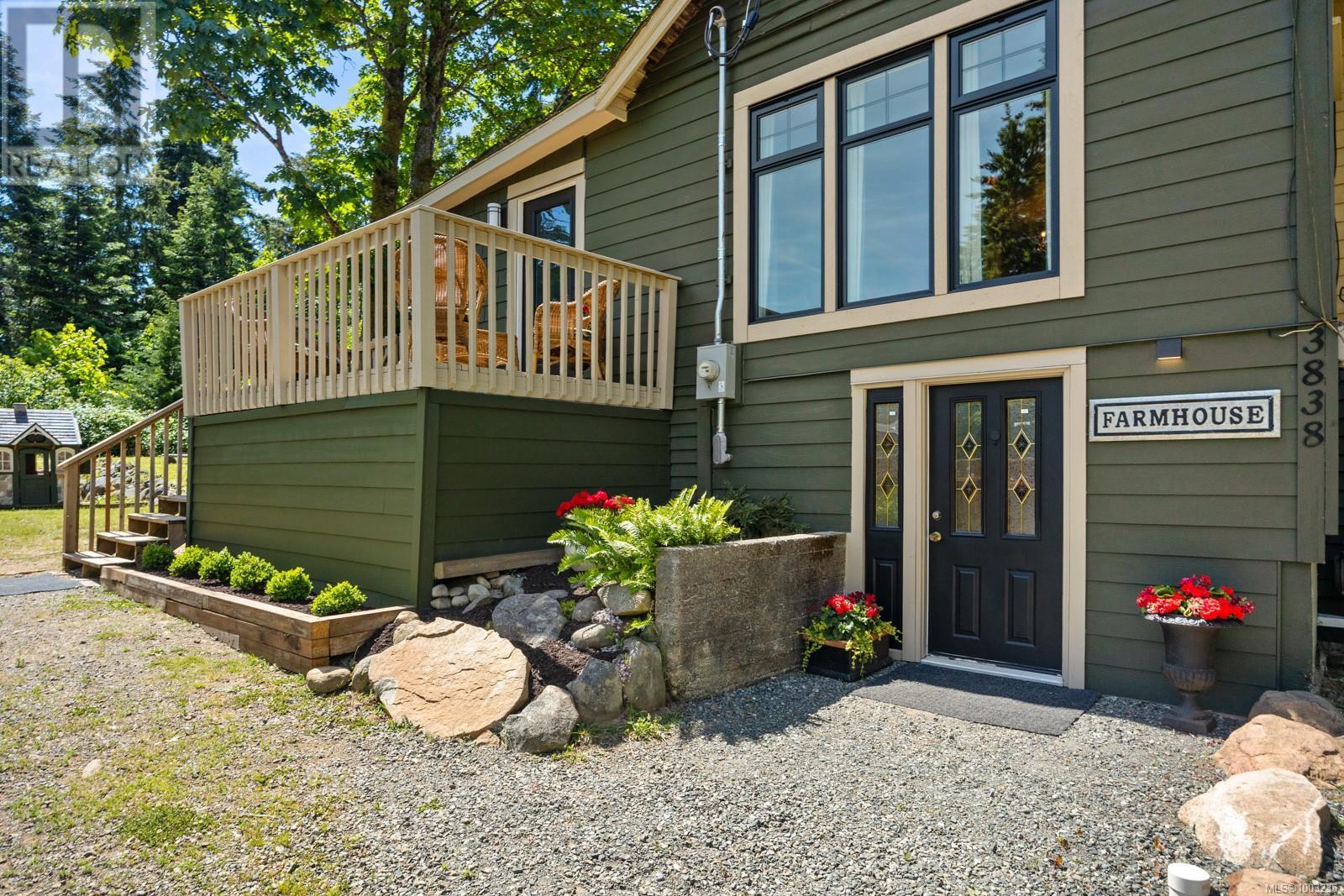 3838 Royston Rd, Royston, British Columbia  V0R 2V0 - Photo 4 - 1003235