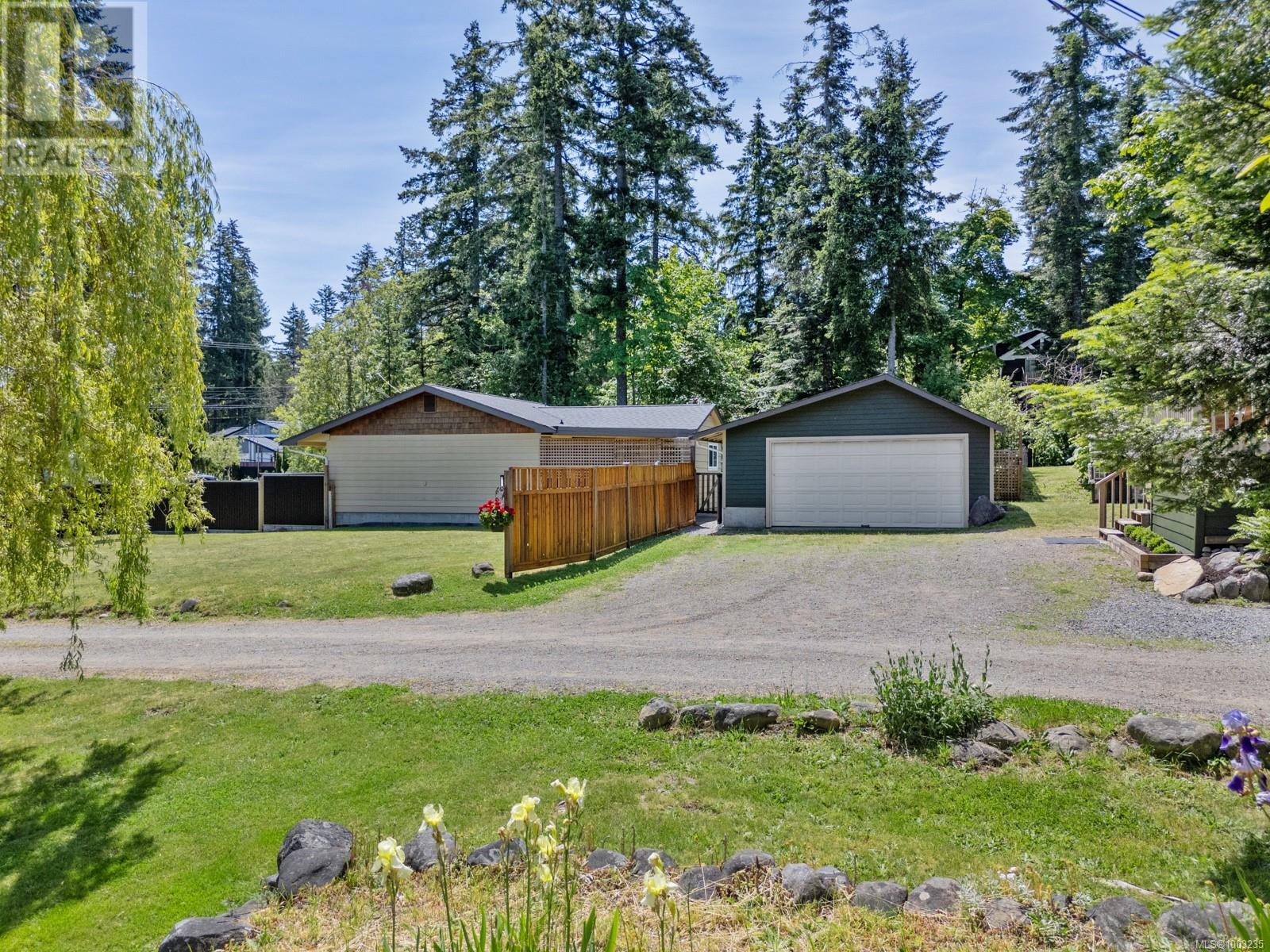 3838 Royston Rd, Royston, British Columbia  V0R 2V0 - Photo 45 - 1003235