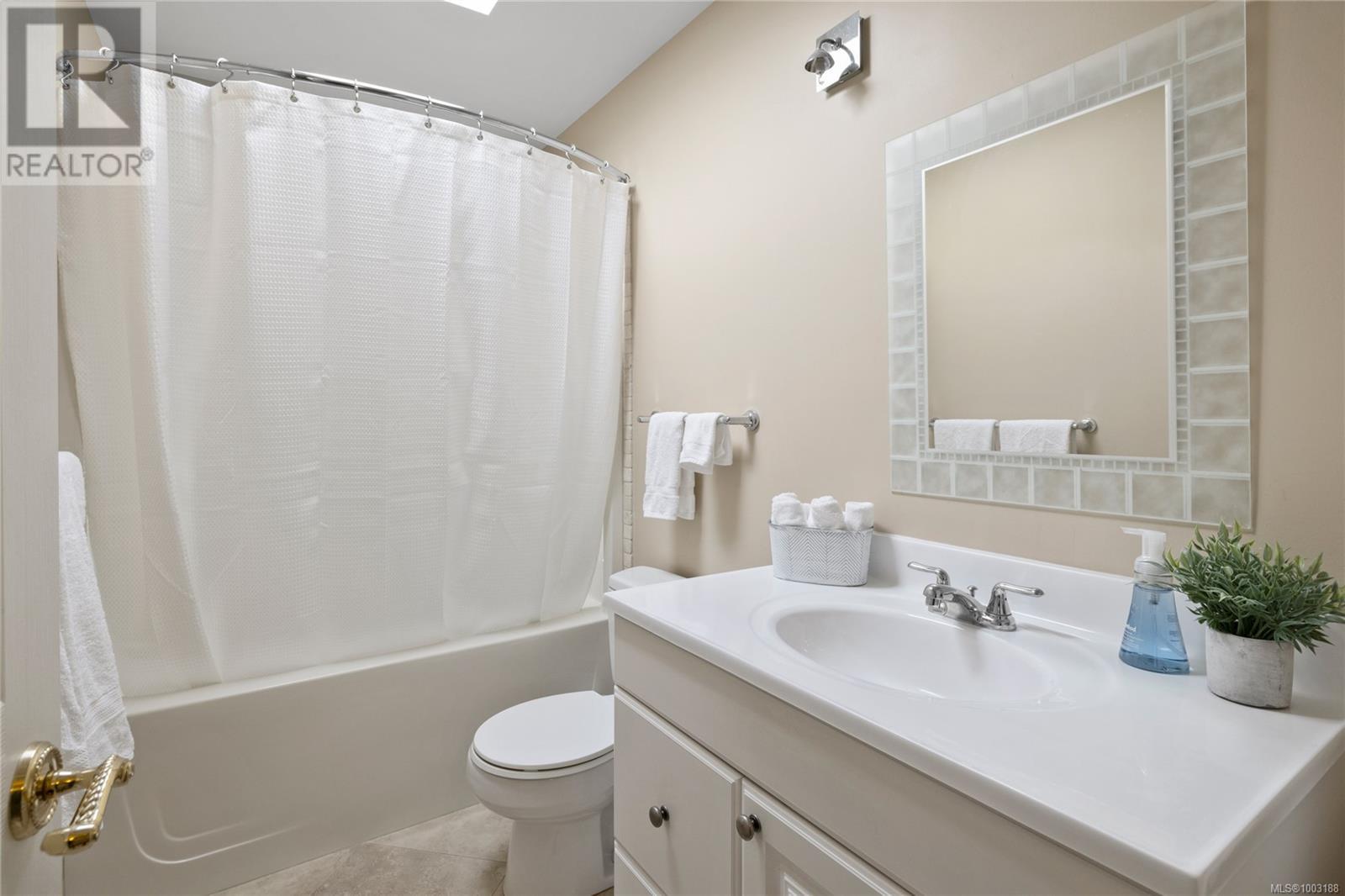 3964 Valewood Dr, Nanaimo, British Columbia  V9T 6B9 - Photo 16 - 1003188