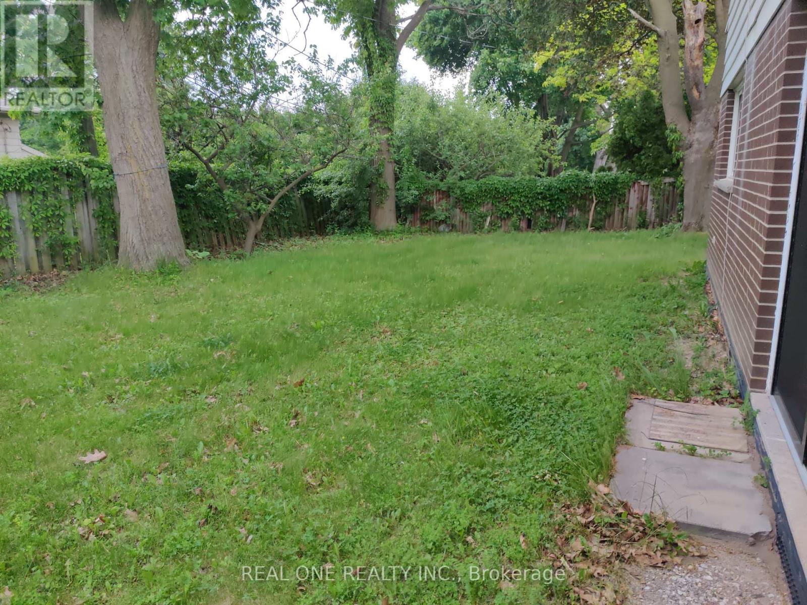 Back Unit - 93 Southdale Drive, Markham, Ontario  L3P 1K1 - Photo 21 - N12209732