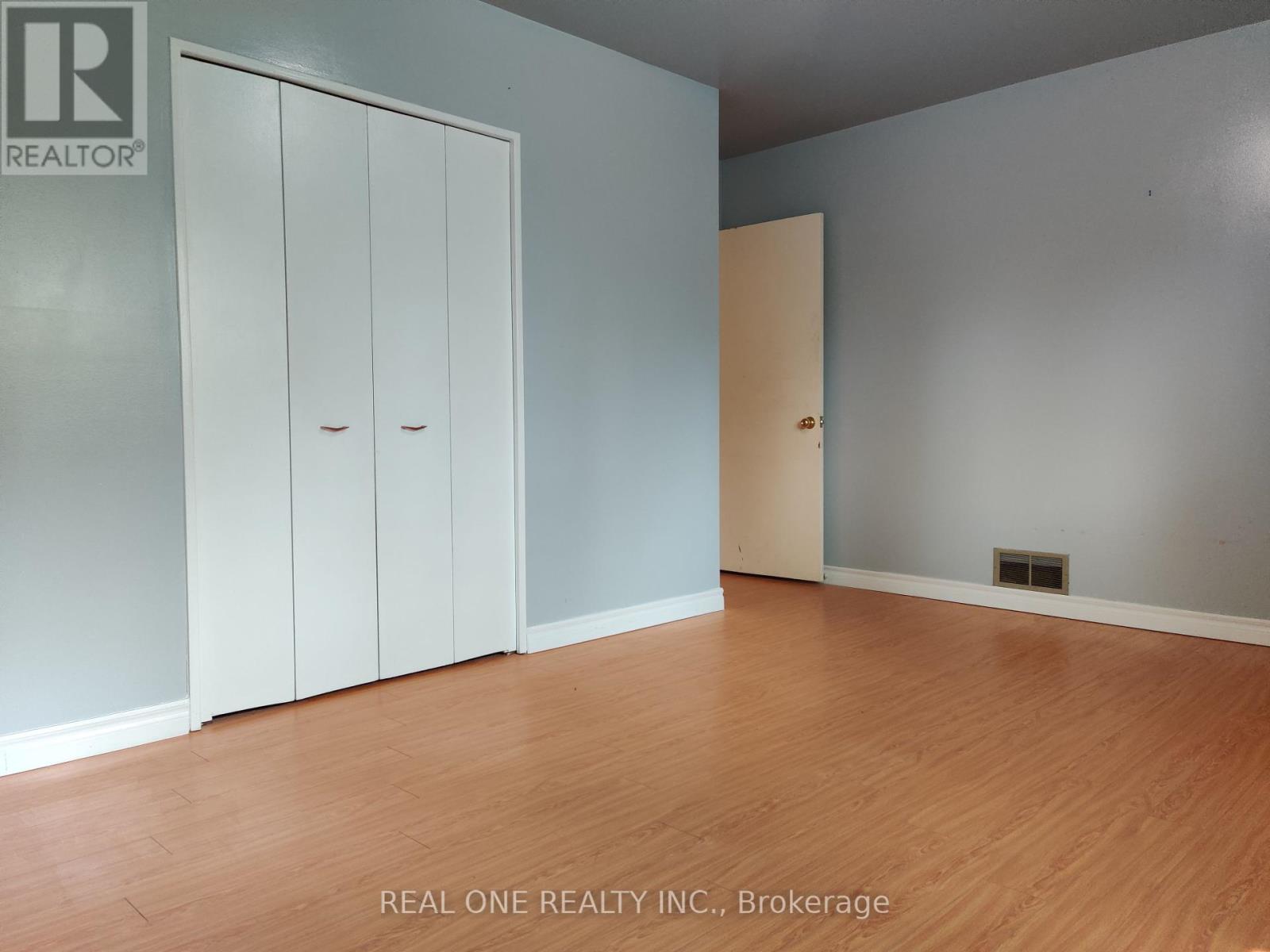 Back Unit - 93 Southdale Drive, Markham, Ontario  L3P 1K1 - Photo 14 - N12209732