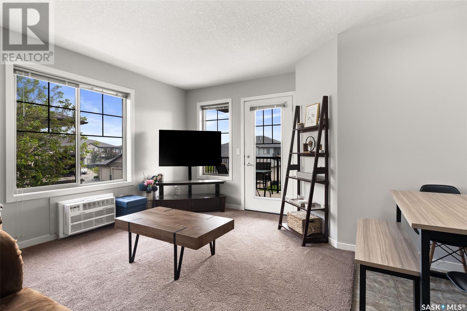 55 5031 James Hill Road, Regina, Saskatchewan  S4W 0B9 - Photo 2 - SK009292