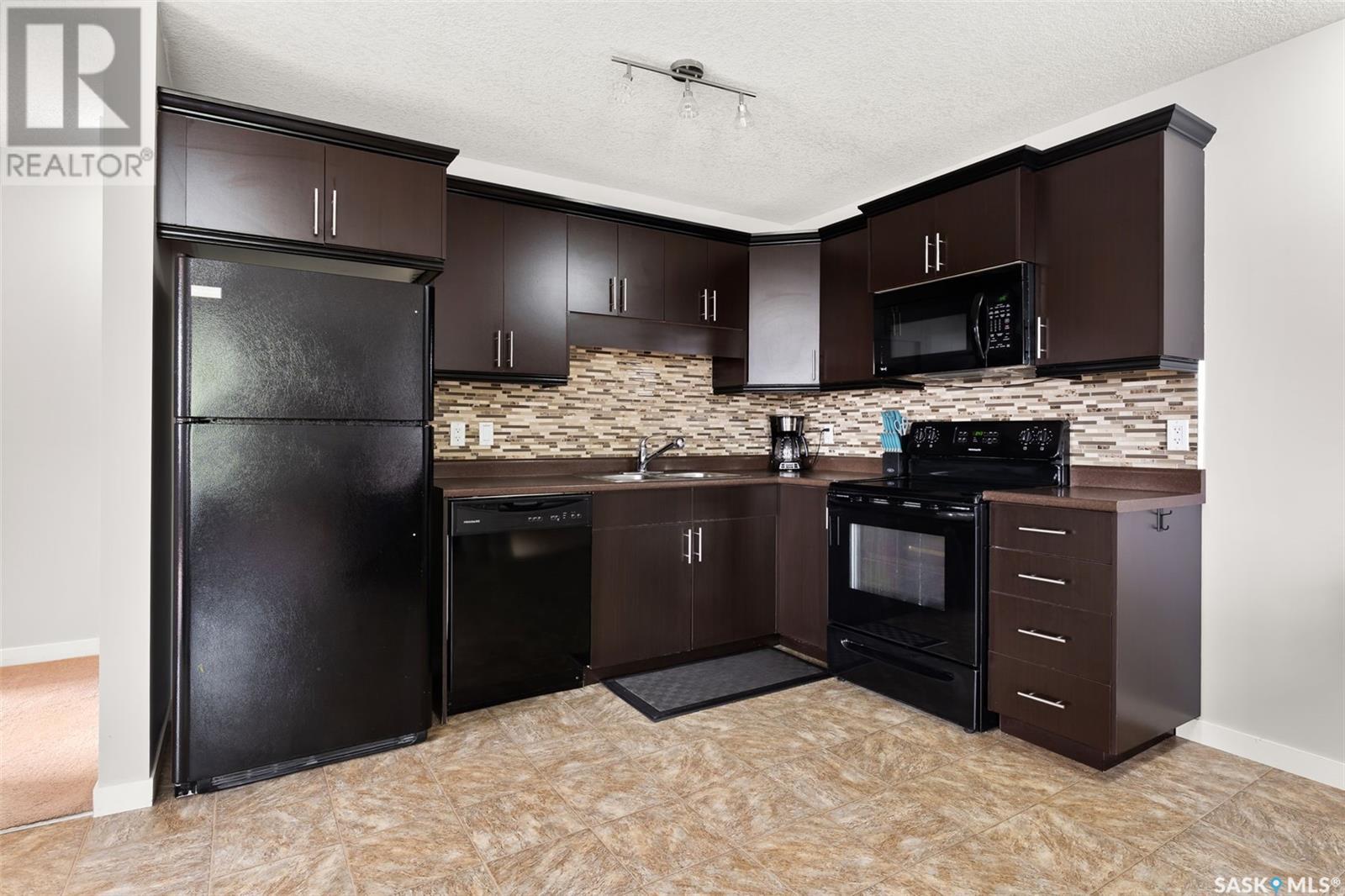55 5031 James Hill Road, Regina, Saskatchewan  S4W 0B9 - Photo 4 - SK009292