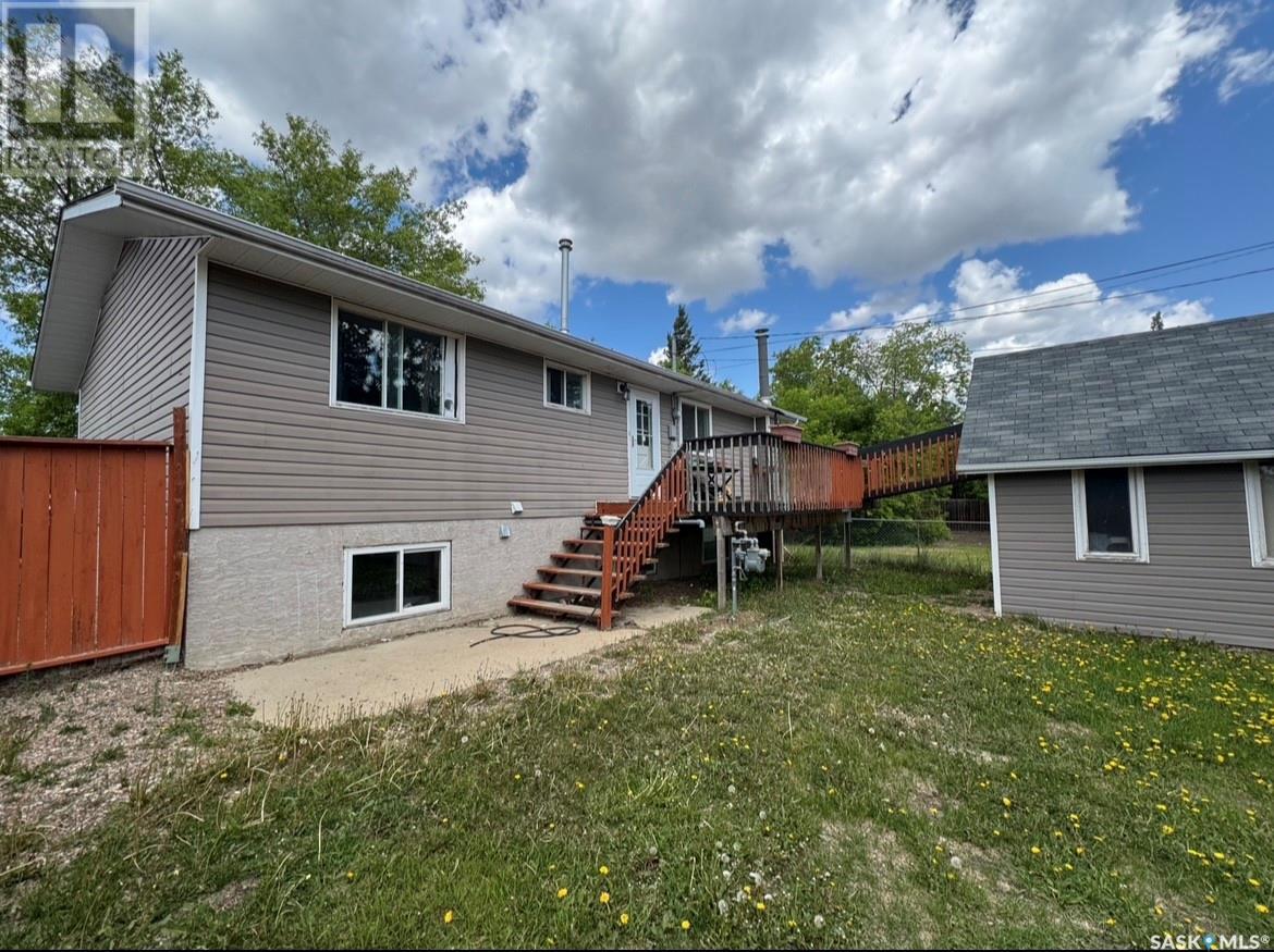 234 1a Avenue, St. Walburg, Saskatchewan  S0M 2T0 - Photo 4 - SK009285