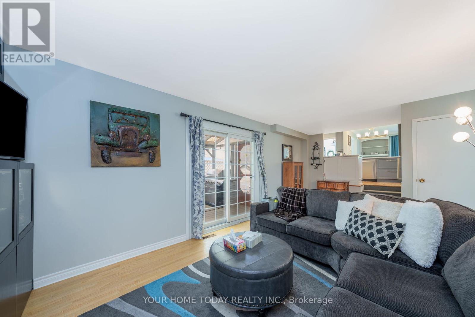 64 Greystone Crescent, Halton Hills, Ontario  L7G 1G9 - Photo 18 - W12216275