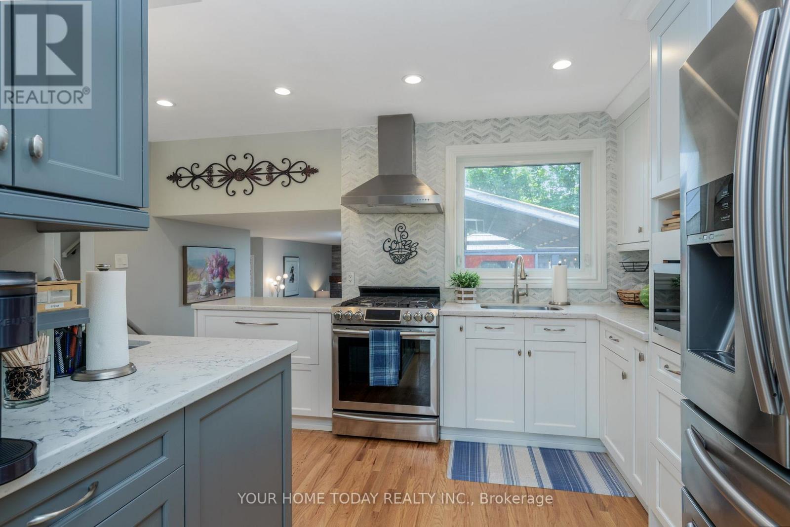 64 Greystone Crescent, Halton Hills, Ontario  L7G 1G9 - Photo 13 - W12216275