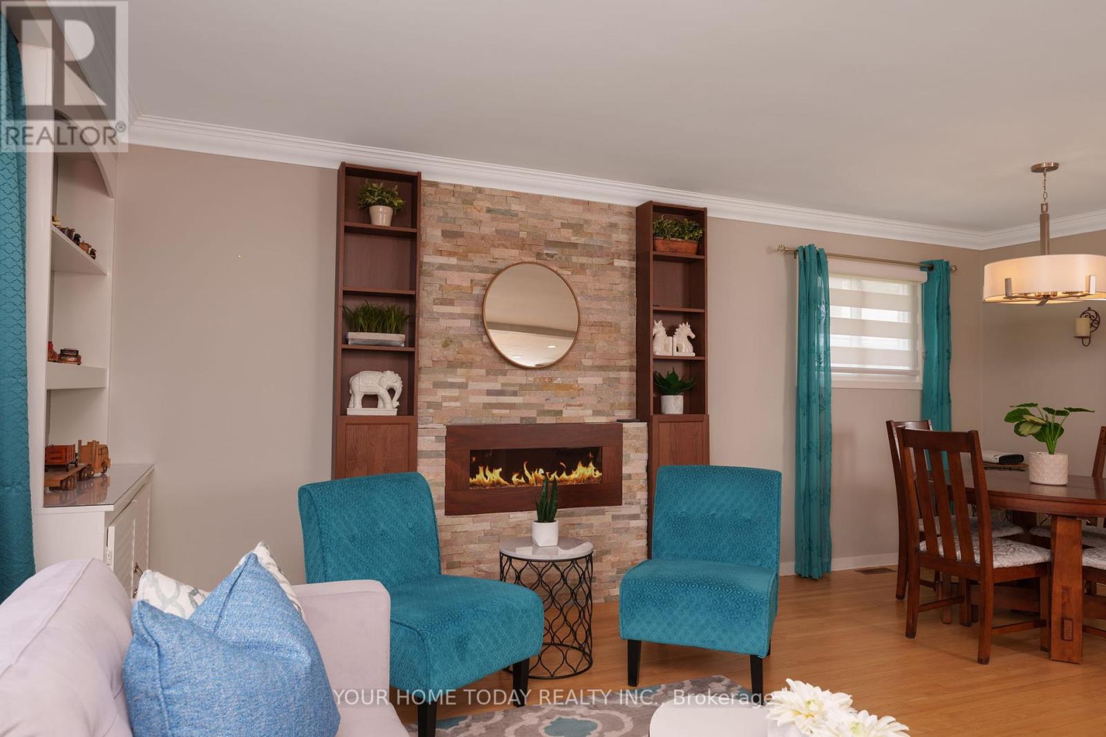 64 Greystone Crescent, Halton Hills, Ontario  L7G 1G9 - Photo 7 - W12216275