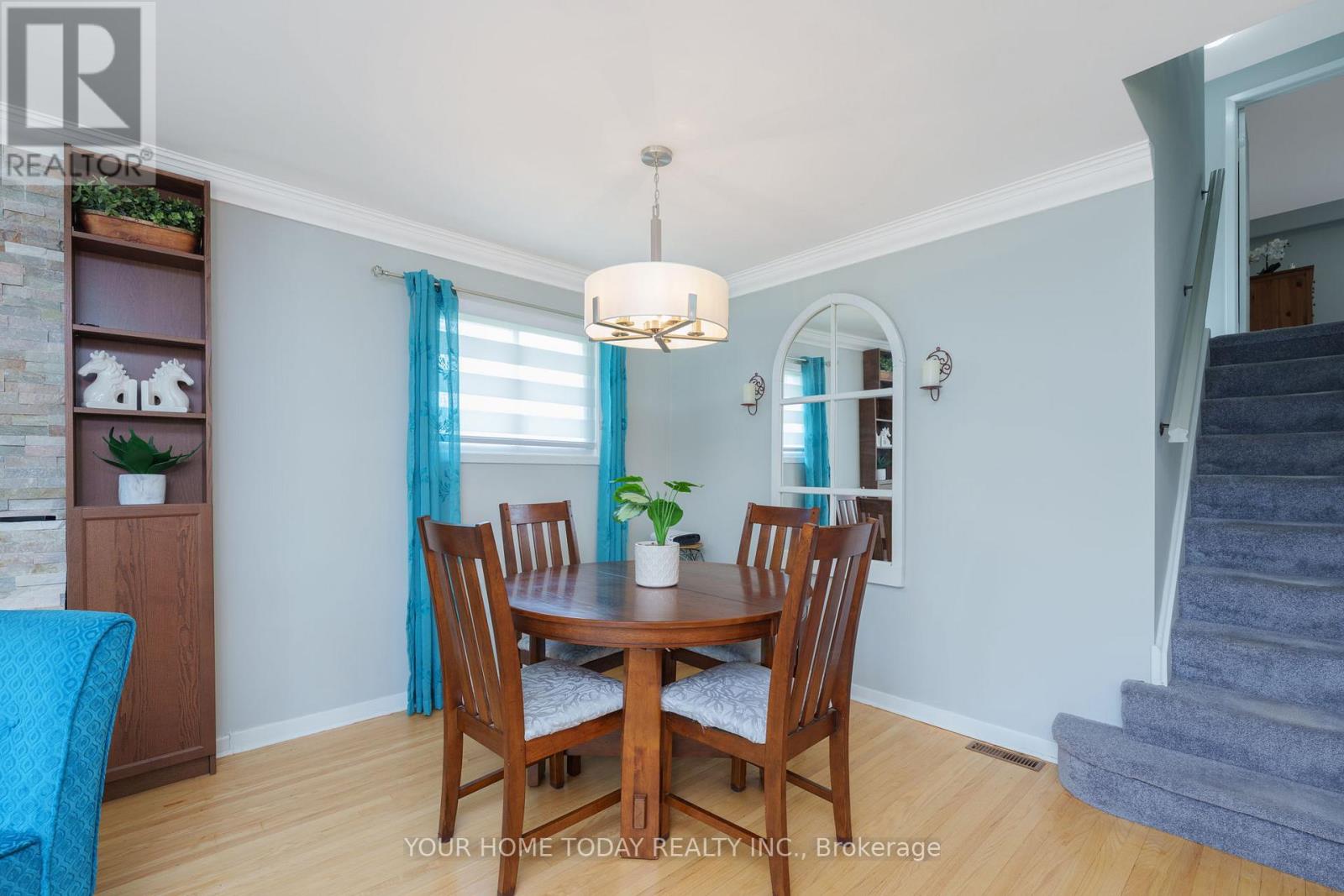 64 Greystone Crescent, Halton Hills, Ontario  L7G 1G9 - Photo 10 - W12216275