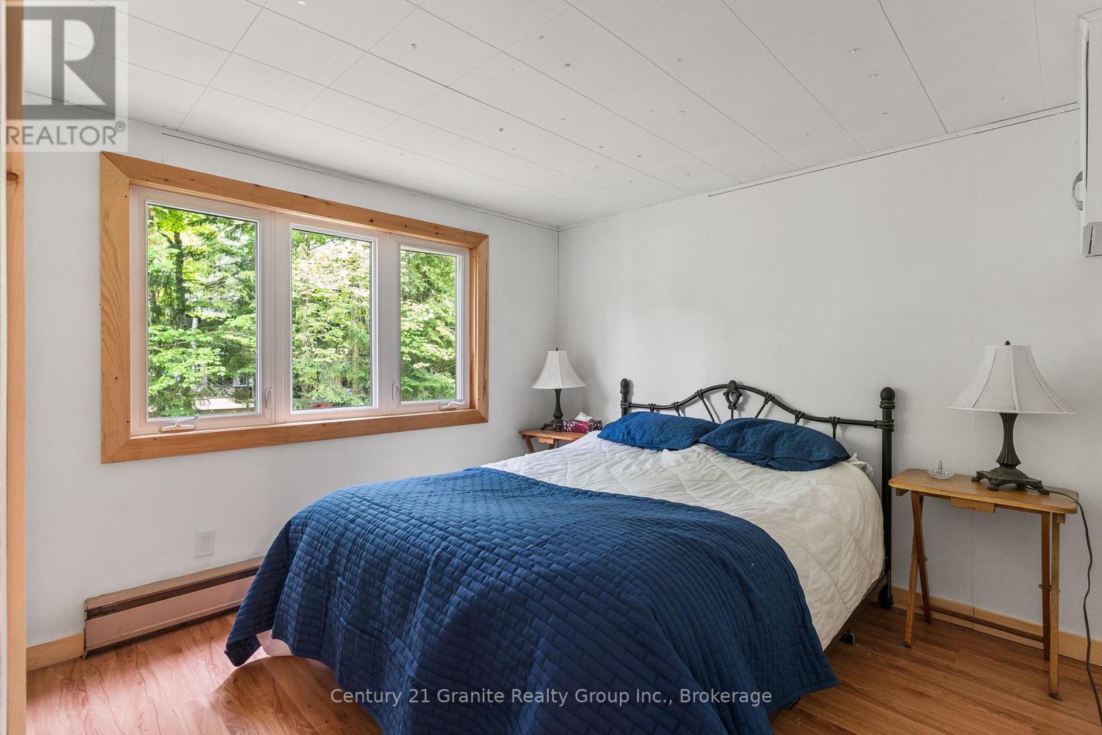 1036 Shirleys Road, Dysart Et Al, Ontario  K0M 1S0 - Photo 14 - X12181283