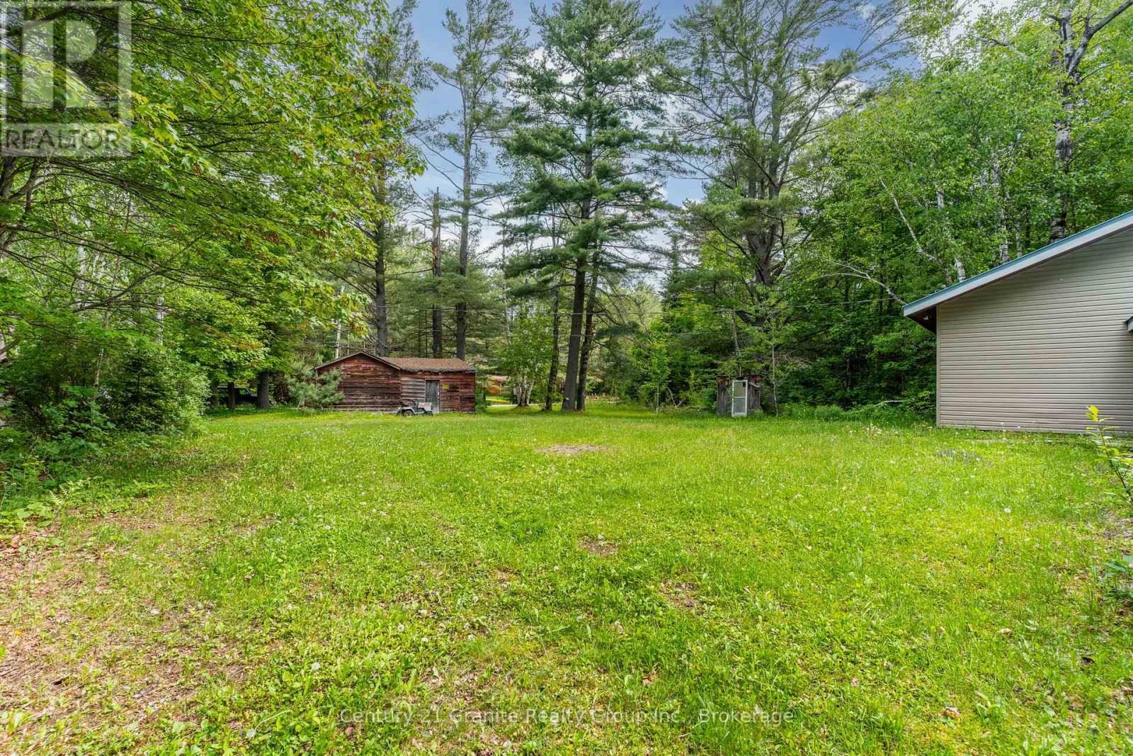 1036 Shirleys Road, Dysart Et Al, Ontario  K0M 1S0 - Photo 34 - X12181283