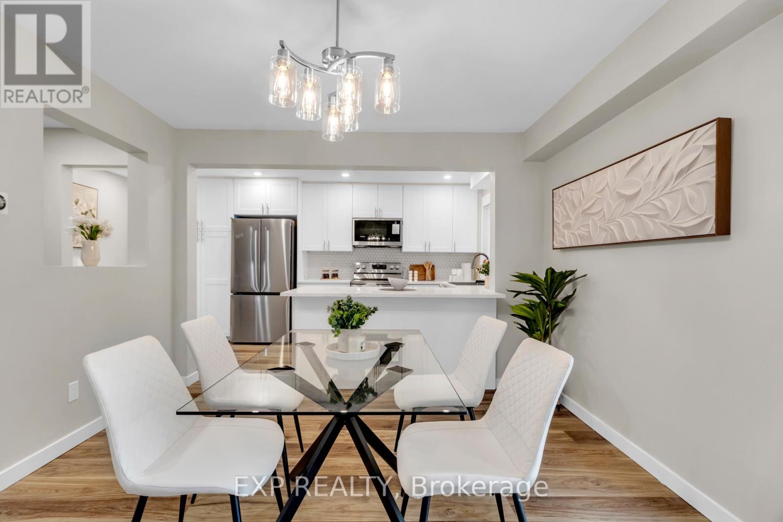 12 Bayside Private, Ottawa, Ontario  K1V 9R3 - Photo 8 - X12215917