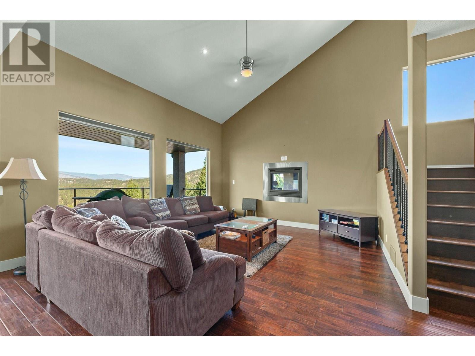 2210 Quail Run Drive, Kelowna, British Columbia  V1V 2S4 - Photo 4 - 10352015
