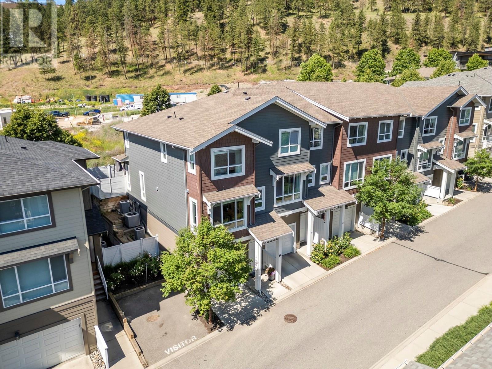 625 Boynton Place Unit# 28, Kelowna, British Columbia  V1V 3B5 - Photo 2 - 10351567