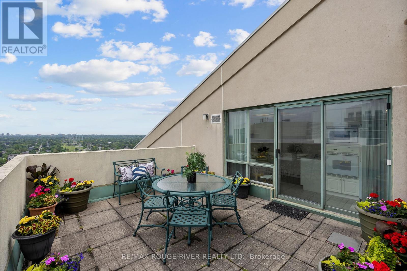 Ph 301 - 101 Subway Crescent, Toronto, Ontario  M9B 6K4 - Photo 24 - W12211293