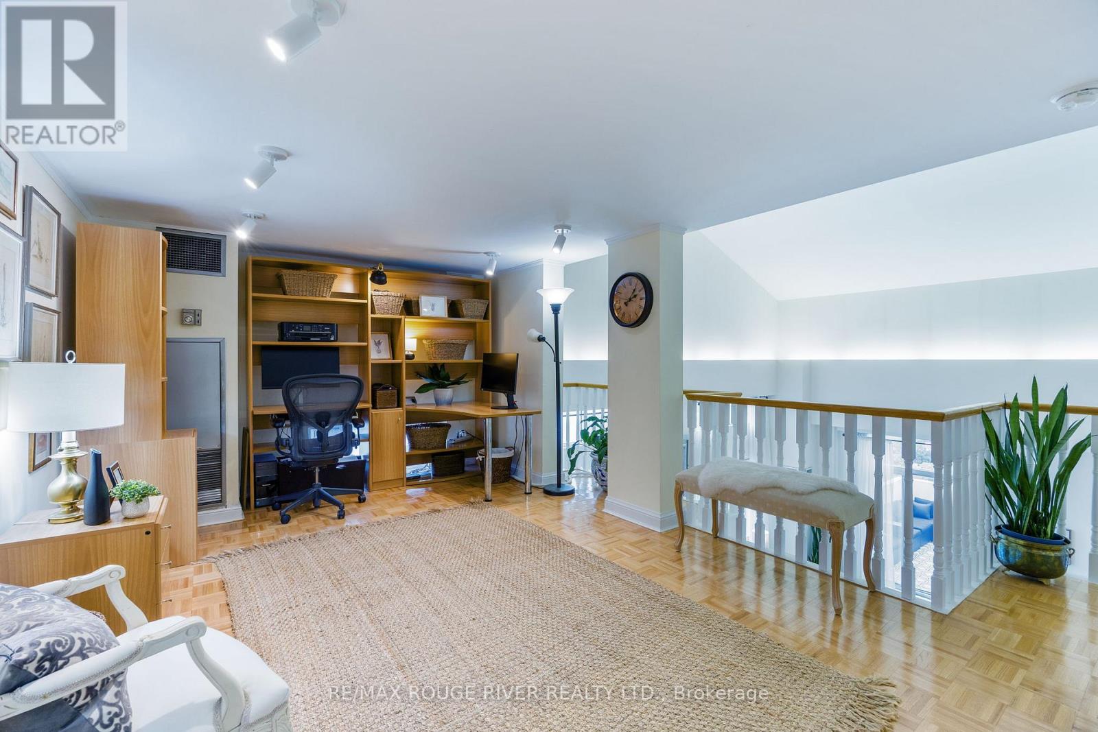 Ph 301 - 101 Subway Crescent, Toronto, Ontario  M9B 6K4 - Photo 35 - W12211293