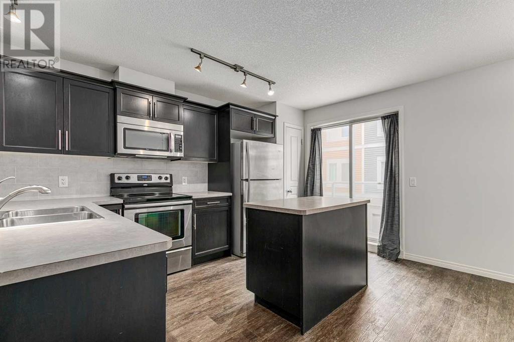 208 Auburn Bay Square Se, Calgary, Alberta  T3M 0Y6 - Photo 9 - A2213874