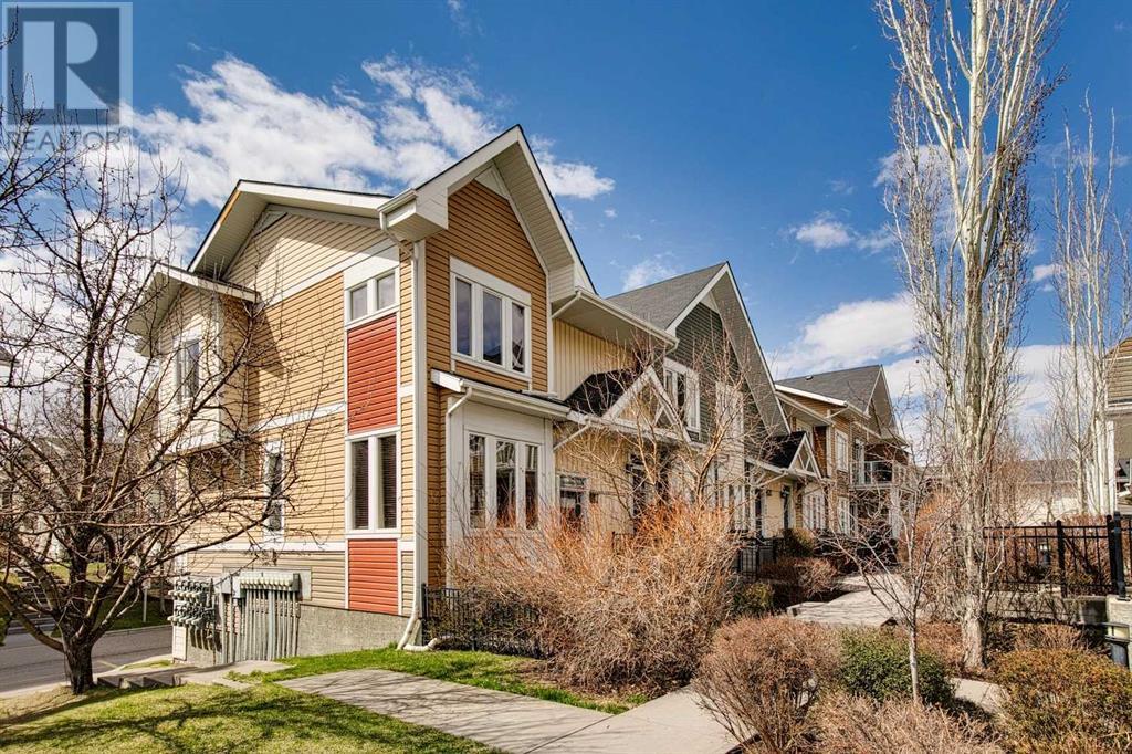 208 Auburn Bay Square SE, Calgary, Alberta
