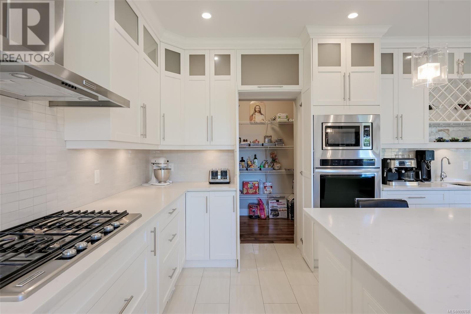 Property at 2344 Nicklaus Dr image 1
