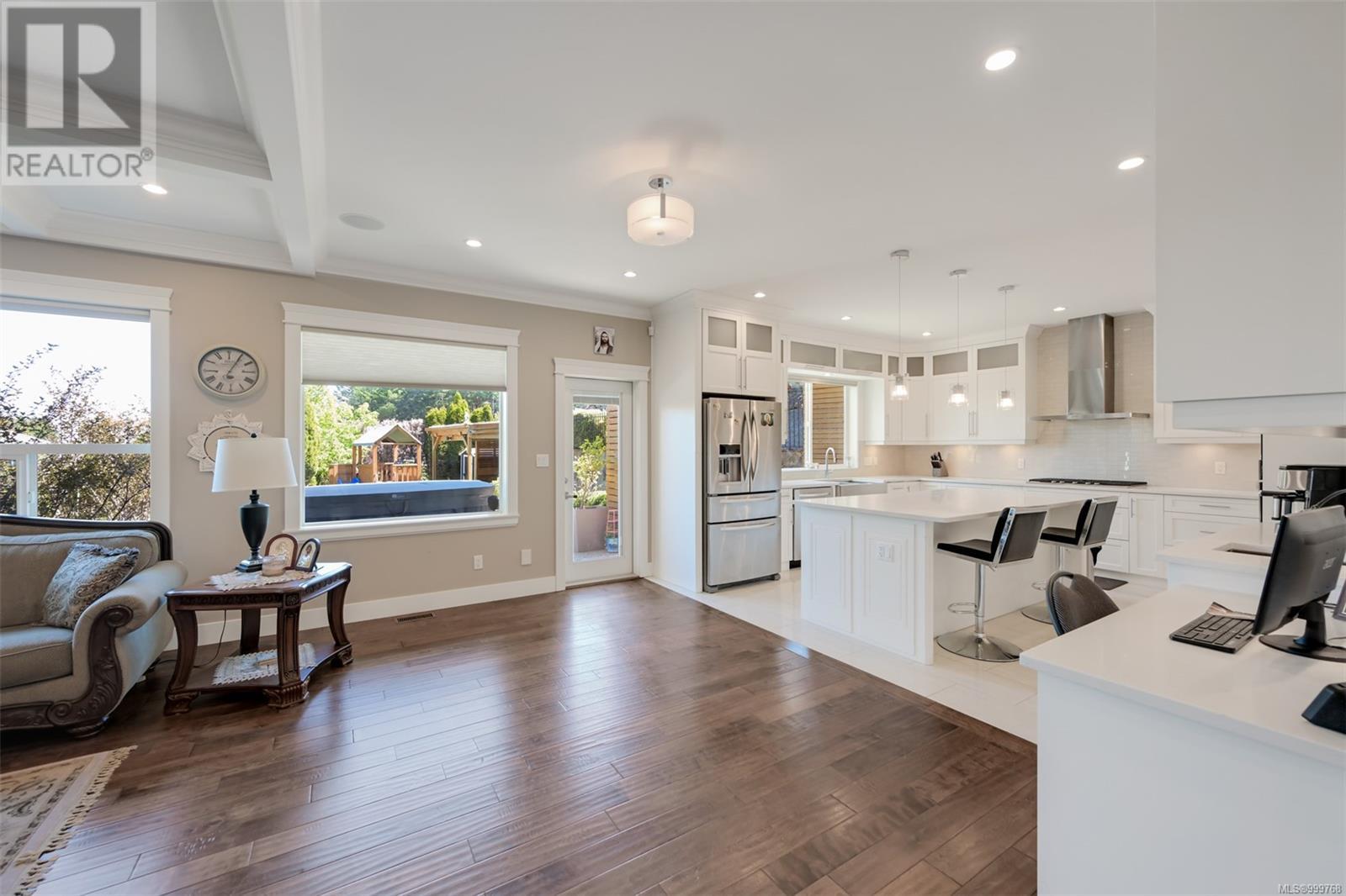 Property at 2344 Nicklaus Dr image 5