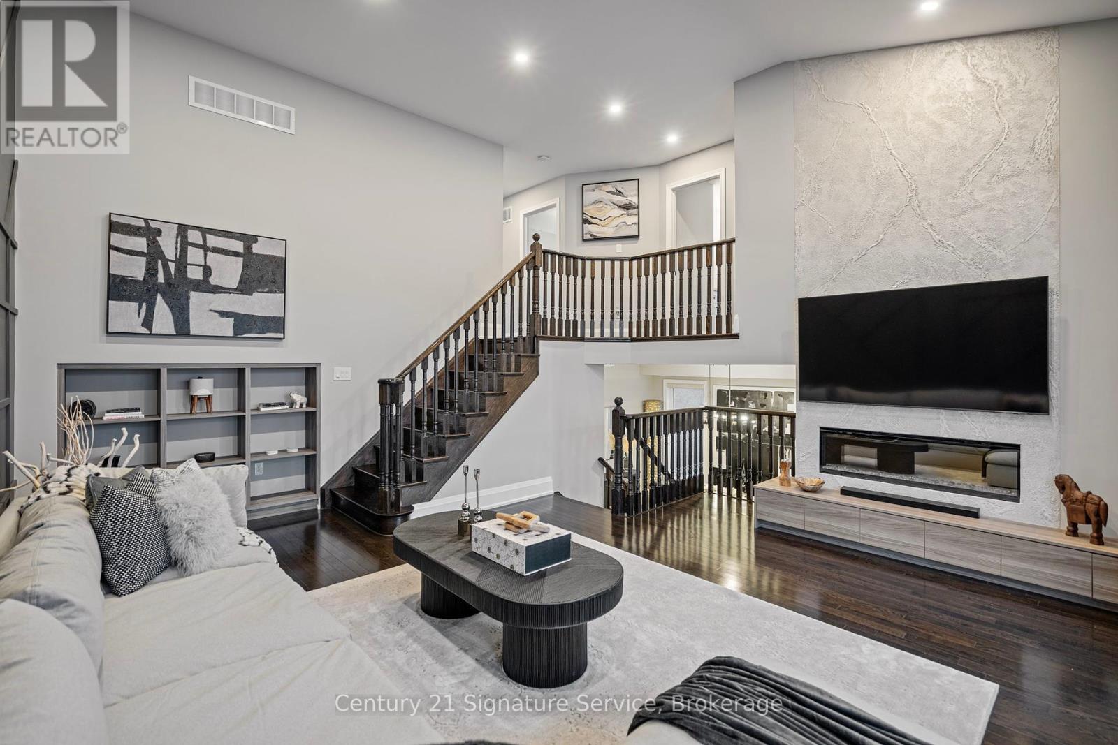 68 Greendale Avenue, Whitchurch-Stouffville, Ontario  L4A 0S2 - Photo 16 - N12204475