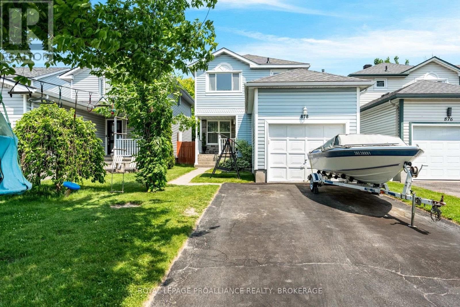 878 WALKER COURT, Kingston, Ontario