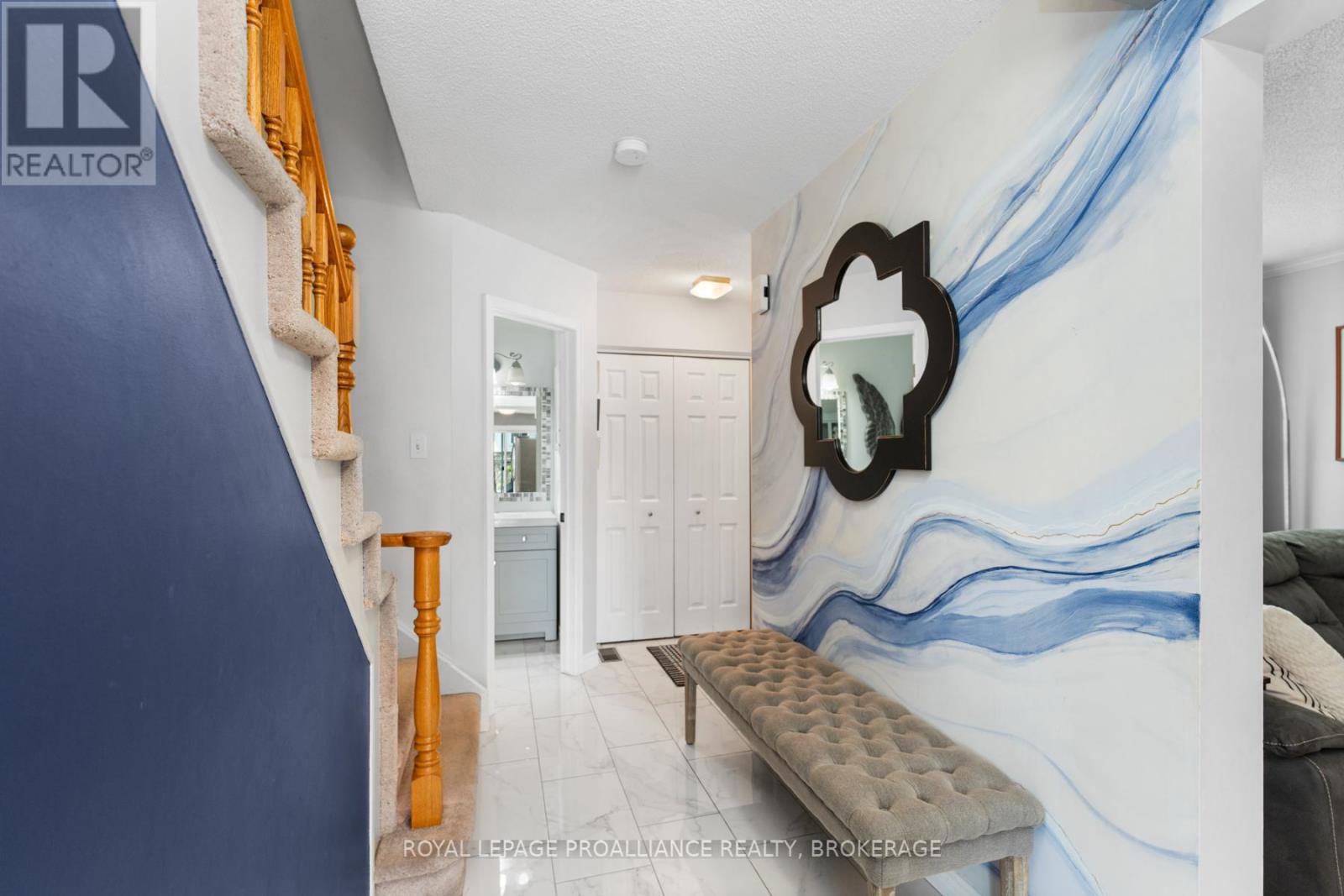 878 Walker Court, Kingston, Ontario  K7M 8L2 - Photo 10 - X12217014