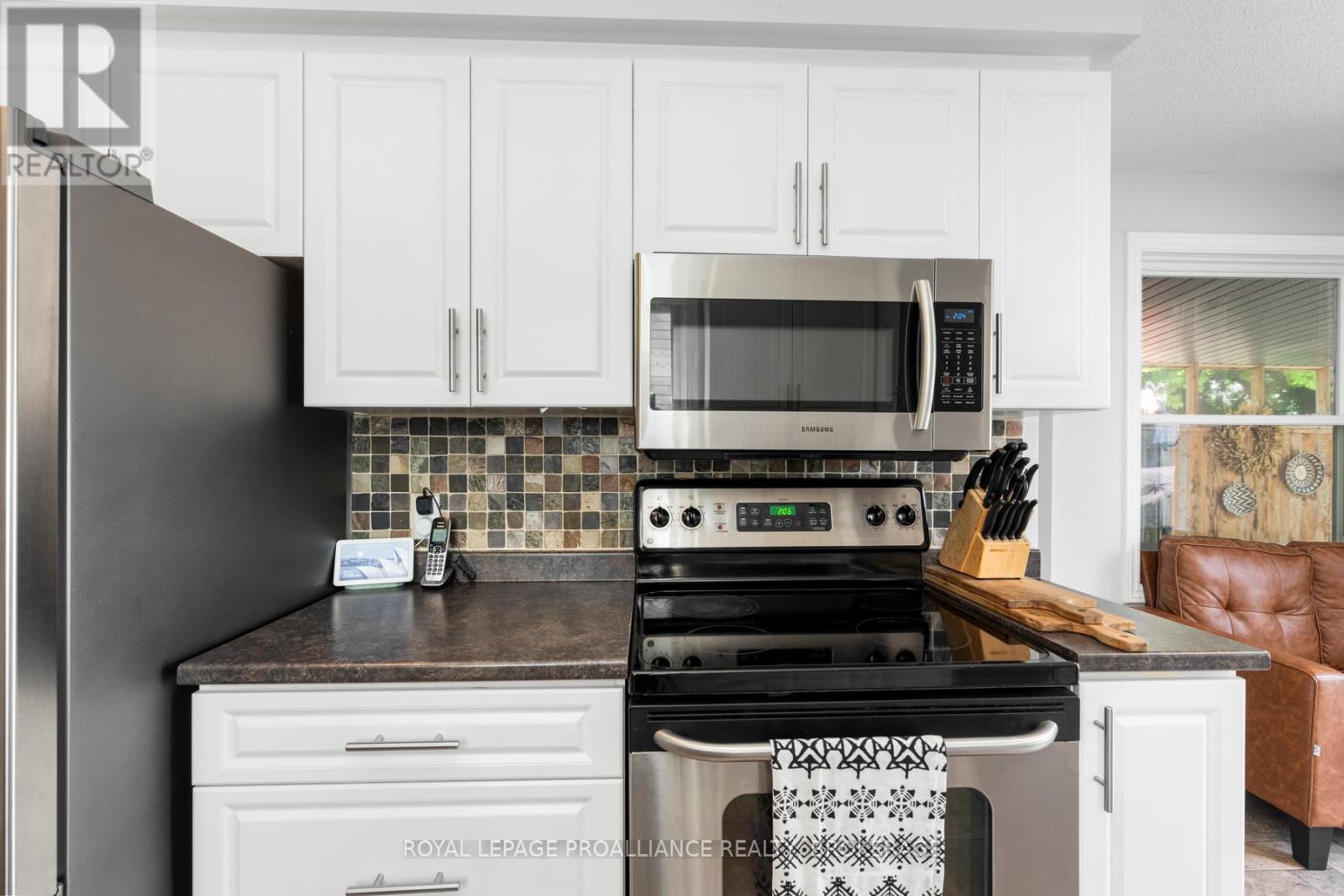 878 Walker Court, Kingston, Ontario  K7M 8L2 - Photo 24 - X12217014