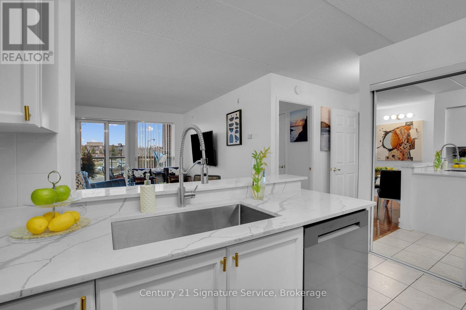 212 - 25 Via Rosedale Way, Brampton, Ontario  L6R 3J8 - Photo 14 - W12199049