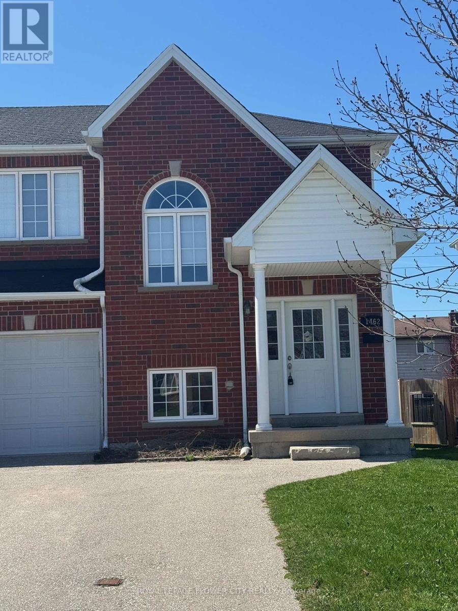 1462 - 14 Avenue East Avenue, Owen Sound, Ontario  N4K 0A1 - Photo 2 - X12102654
