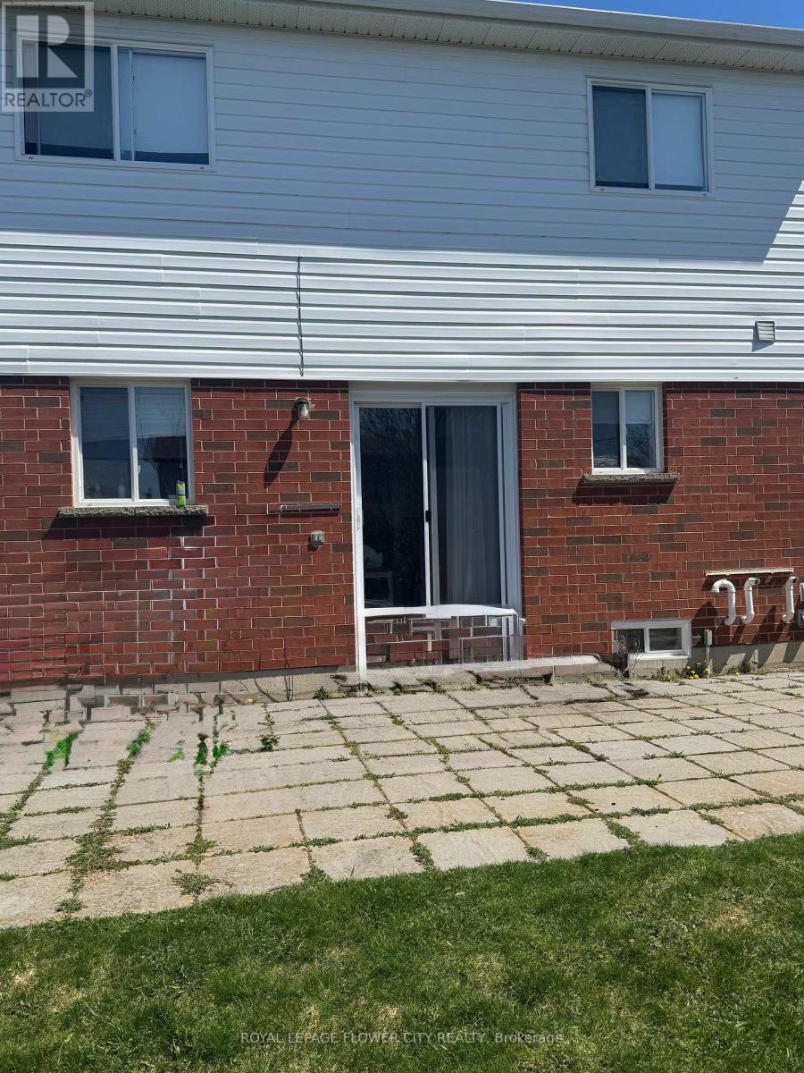 1462 - 14 Avenue East Avenue, Owen Sound, Ontario  N4K 0A1 - Photo 5 - X12102654