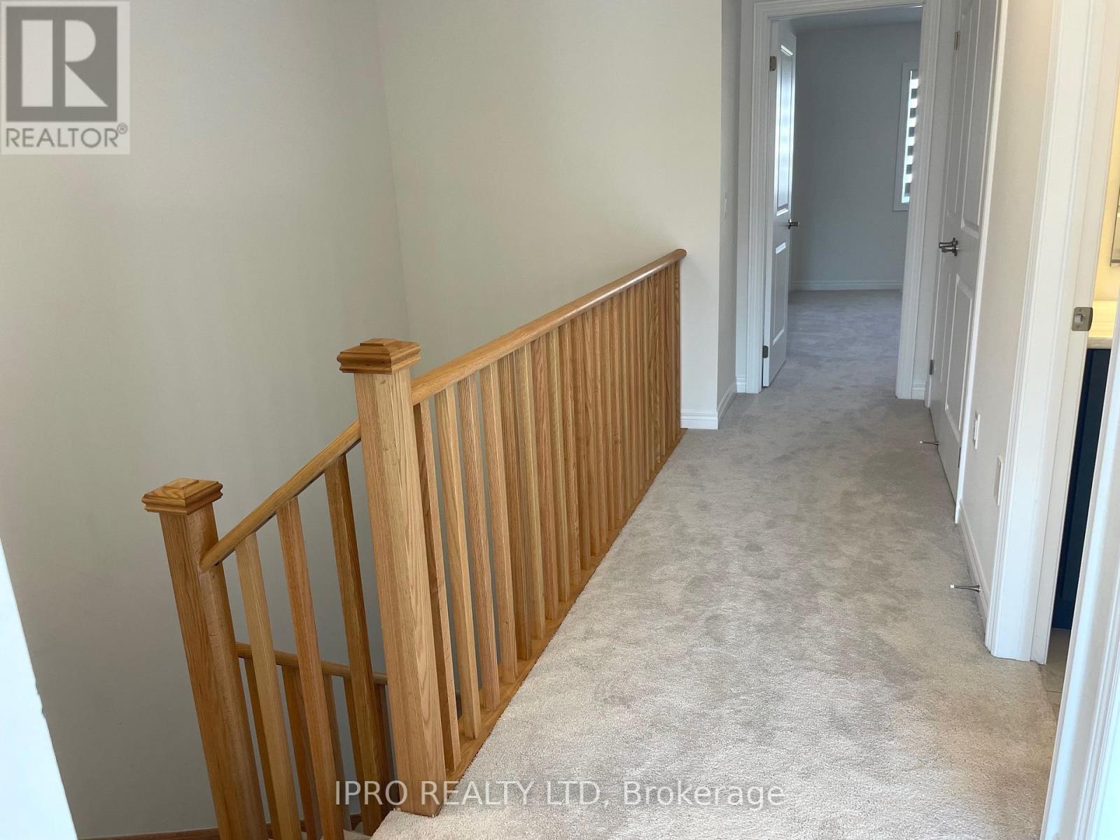 48 Edminston Drive, Centre Wellington (Fergus), Ontario  N1M 0J1 - Photo 9 - X12214336