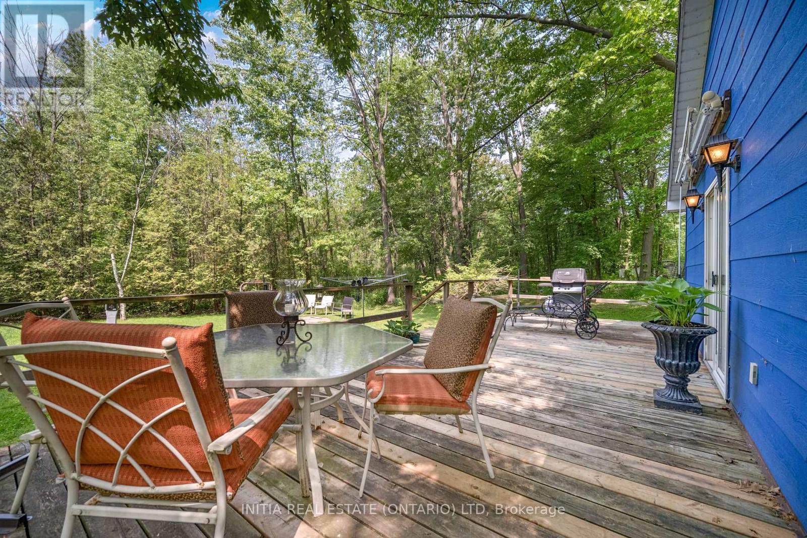 6078 Danbea Lane, Lambton Shores (Kettle Point), Ontario  N0N 1J1 - Photo 19 - X12216984