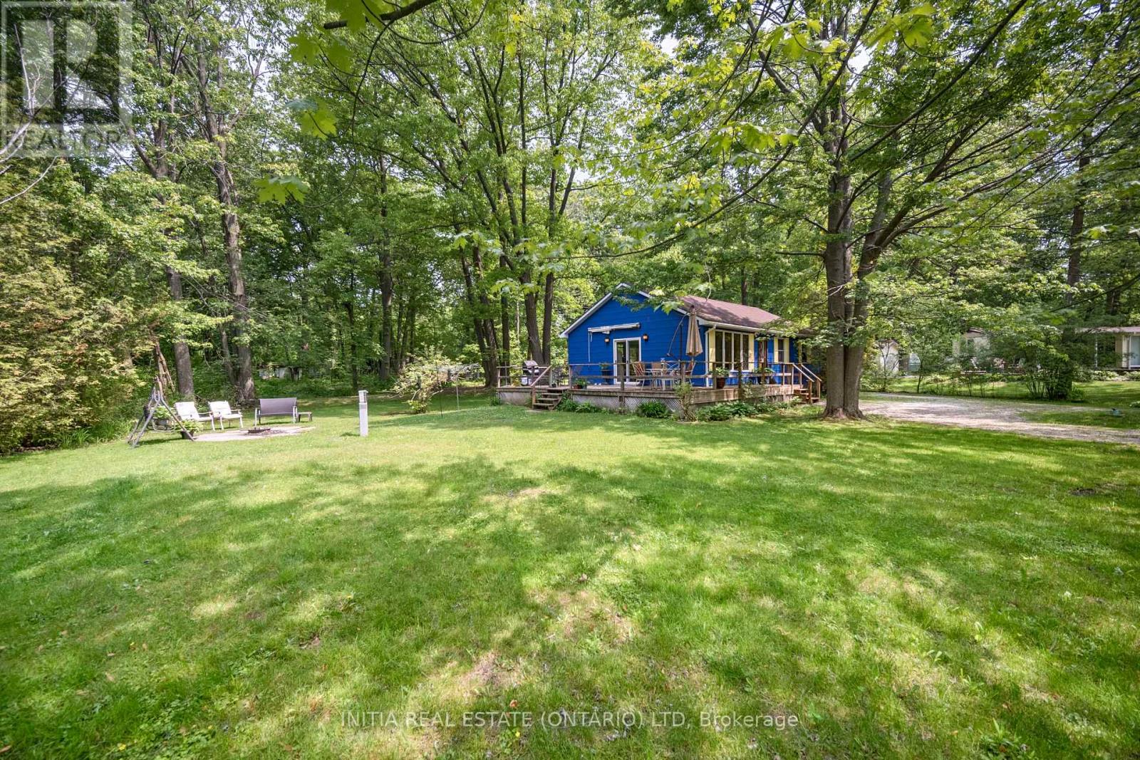 6078 Danbea Lane, Lambton Shores (Kettle Point), Ontario  N0N 1J1 - Photo 2 - X12216984