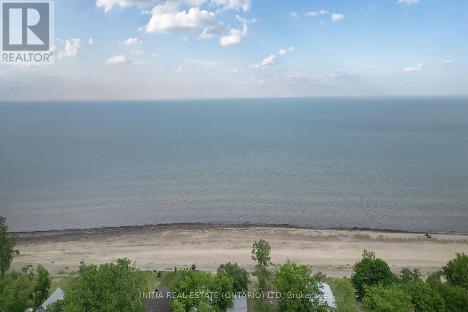 6078 Danbea Lane, Lambton Shores (Kettle Point), Ontario  N0N 1J1 - Photo 24 - X12216984