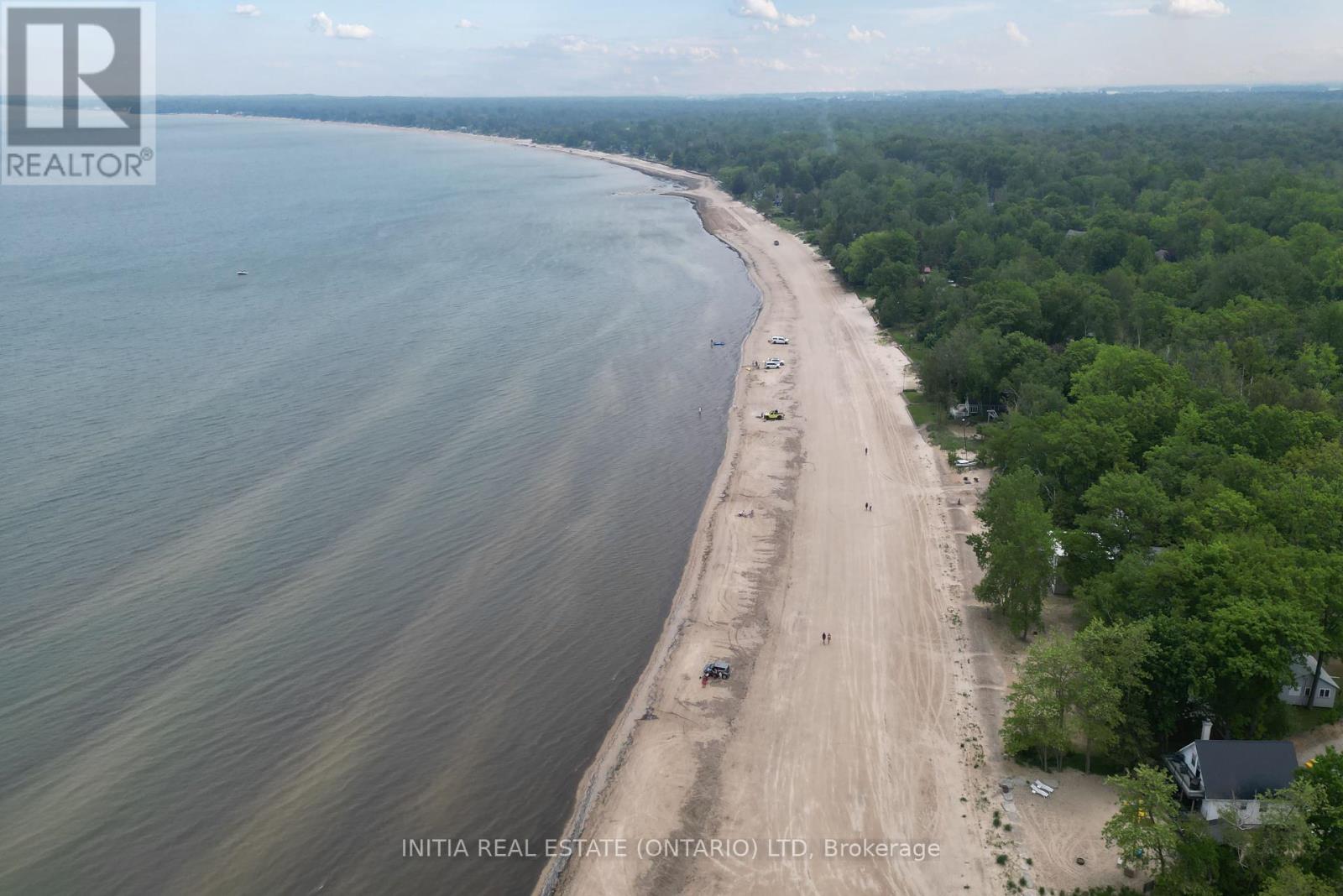 6078 Danbea Lane, Lambton Shores (Kettle Point), Ontario  N0N 1J1 - Photo 26 - X12216984