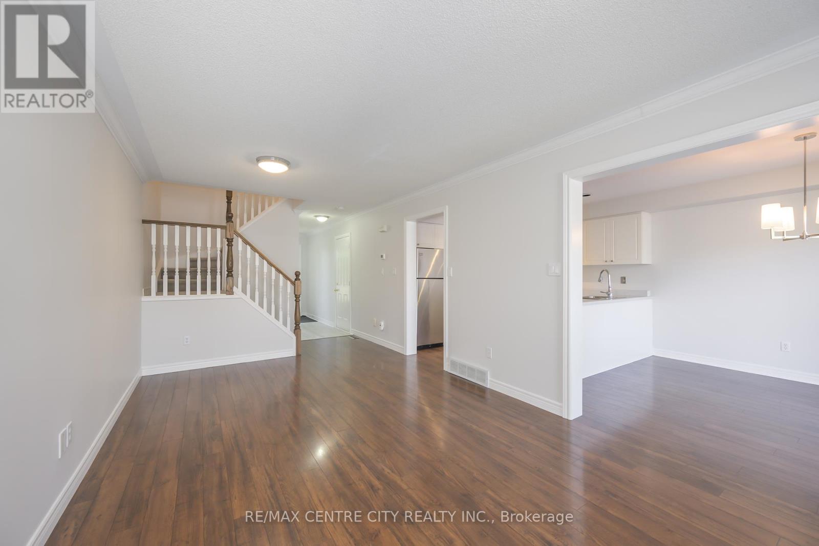 3 - 1015 Farnham Road, London South (South M), Ontario  N6K 1S3 - Photo 11 - X12217001