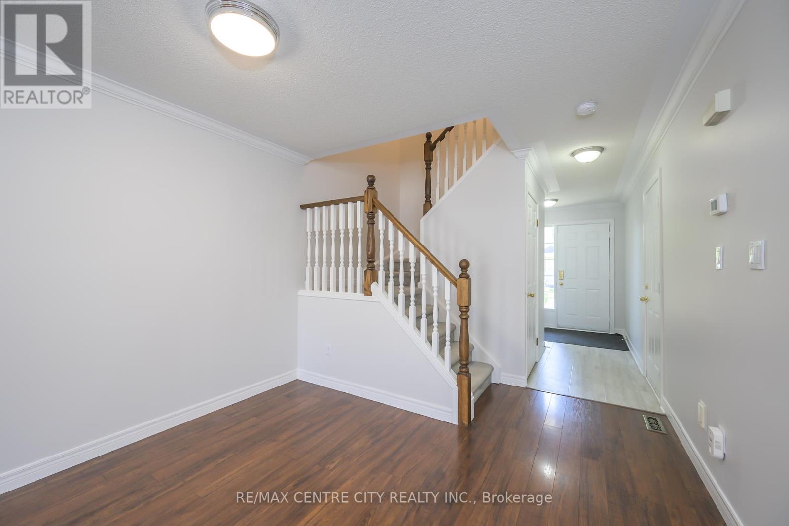 3 - 1015 Farnham Road, London South (South M), Ontario  N6K 1S3 - Photo 12 - X12217001