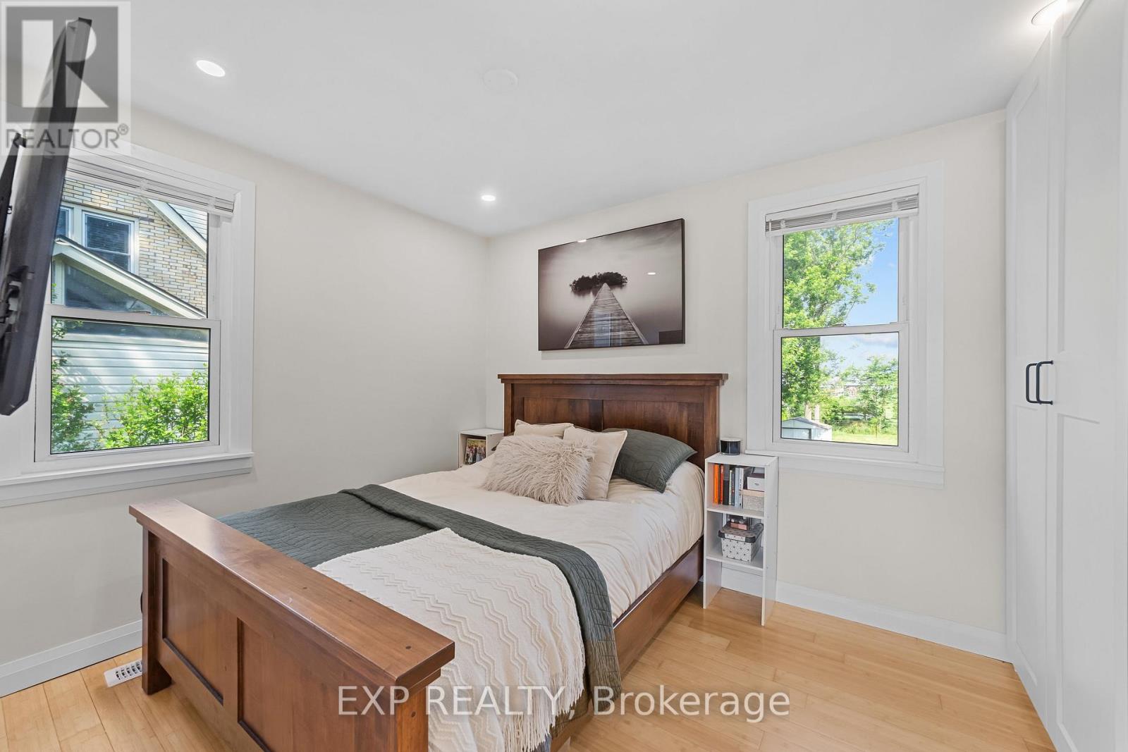 33202 Back Street, Dutton/dunwich (Iona), Ontario  N0L 1P0 - Photo 12 - X12217009