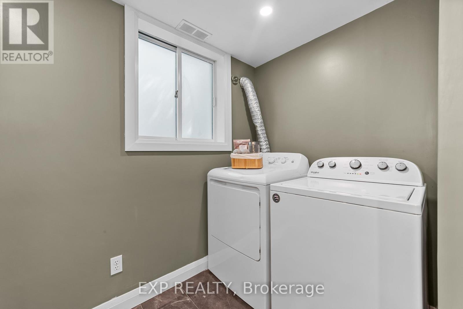 33202 Back Street, Dutton/dunwich (Iona), Ontario  N0L 1P0 - Photo 23 - X12217009