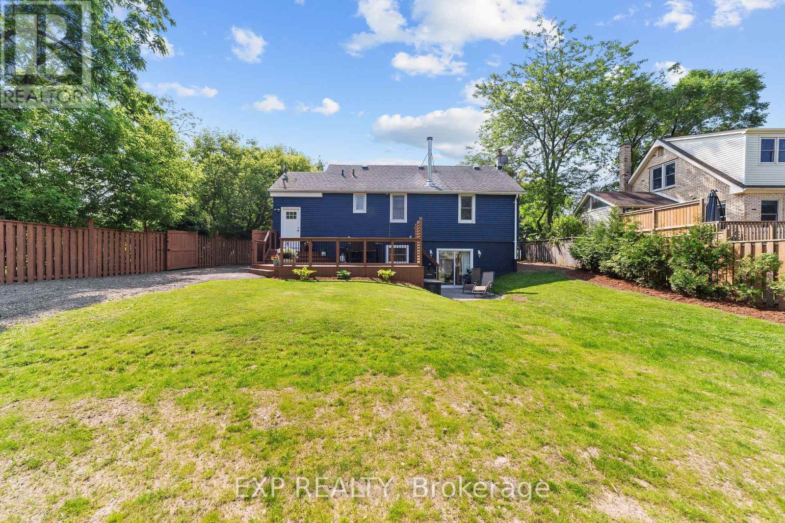 33202 Back Street, Dutton/dunwich (Iona), Ontario  N0L 1P0 - Photo 40 - X12217009