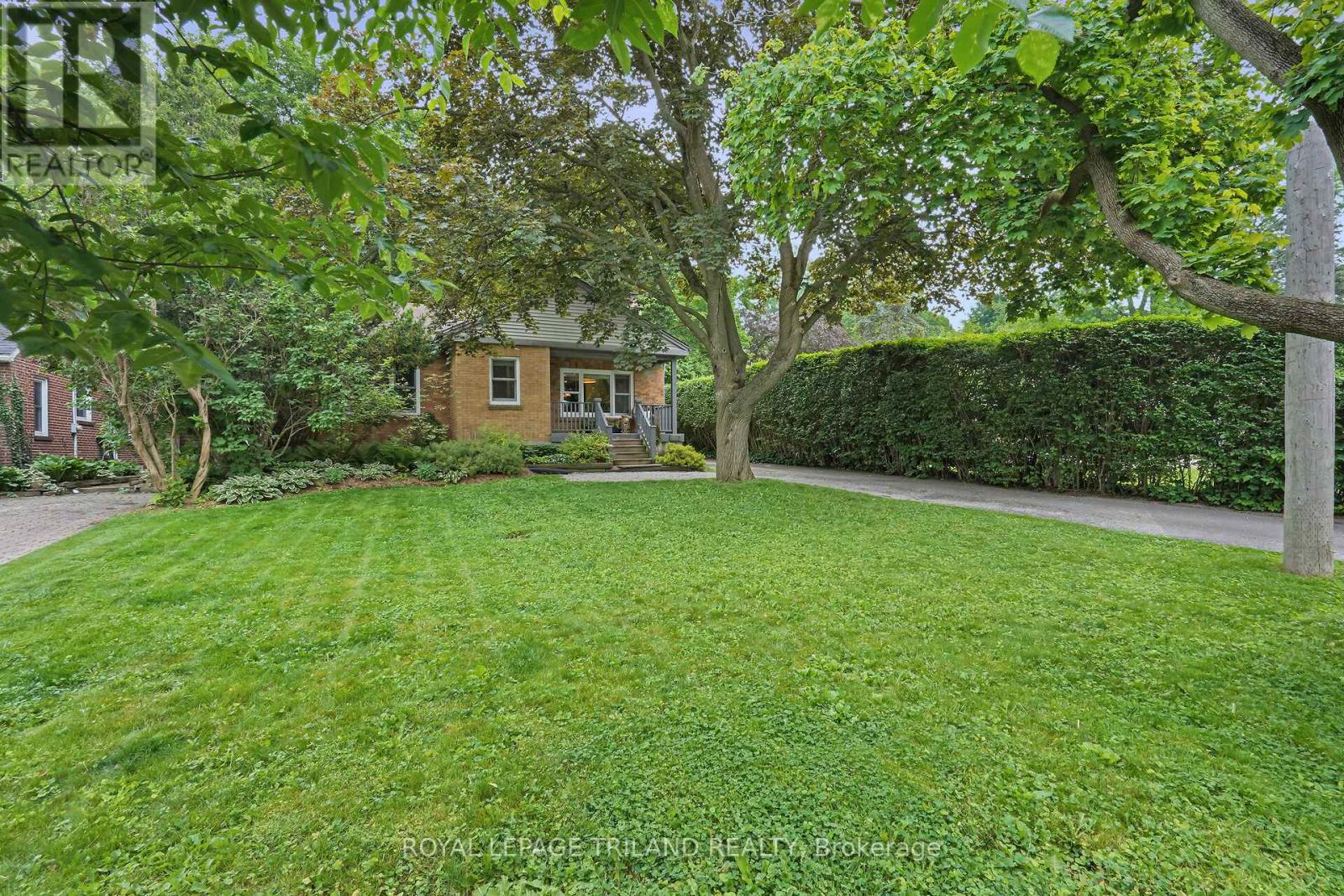 579 Regent Street, London East (East B), Ontario  N5Y 4H7 - Photo 2 - X12217067