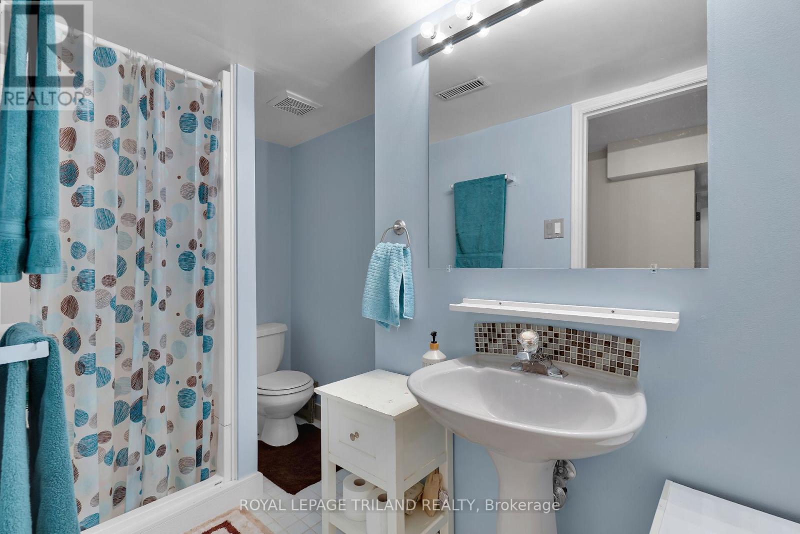 579 Regent Street, London East (East B), Ontario  N5Y 4H7 - Photo 36 - X12217067