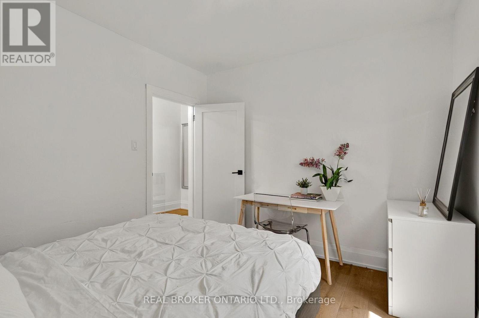 143 Parkmount Road, Toronto, Ontario  M4J 4V3 - Photo 19 - E12200316
