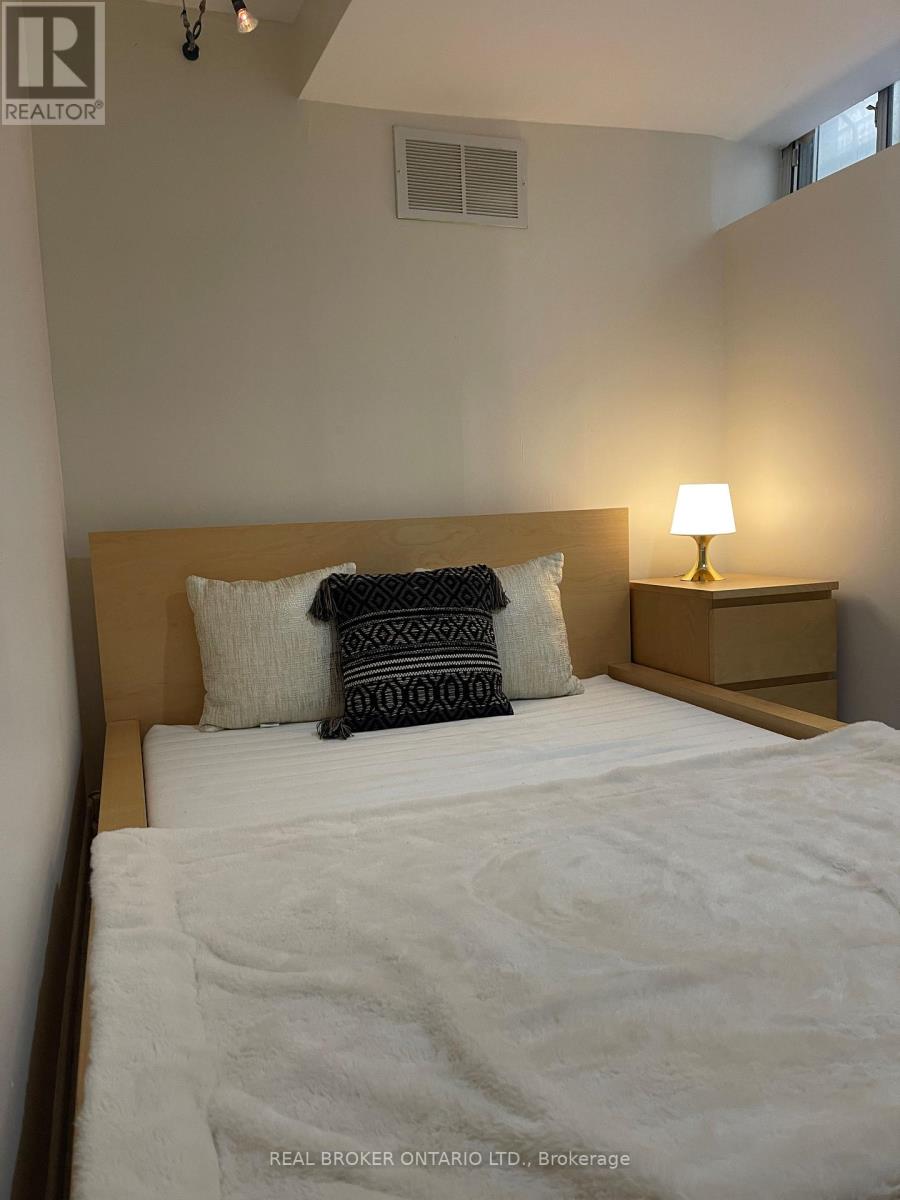 143 Parkmount Road, Toronto, Ontario  M4J 4V3 - Photo 43 - E12200316